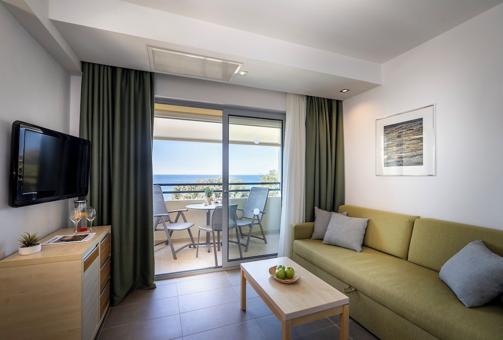 Maistra Select Belvedere Resort — Hotel rooms in Vrsar, Istria