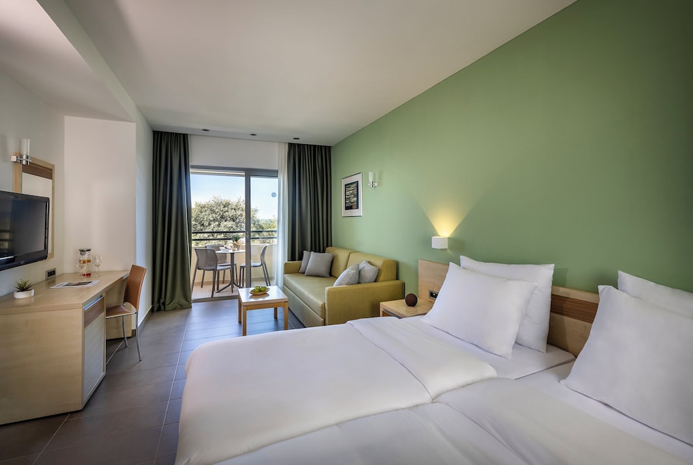 Maistra Select Belvedere Resort — Hotel rooms in Vrsar, Istria