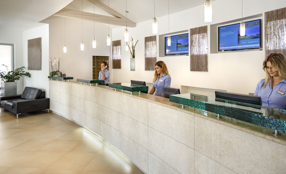 Maistra Select Belvedere Resort — Hotel building in Vrsar, Istria