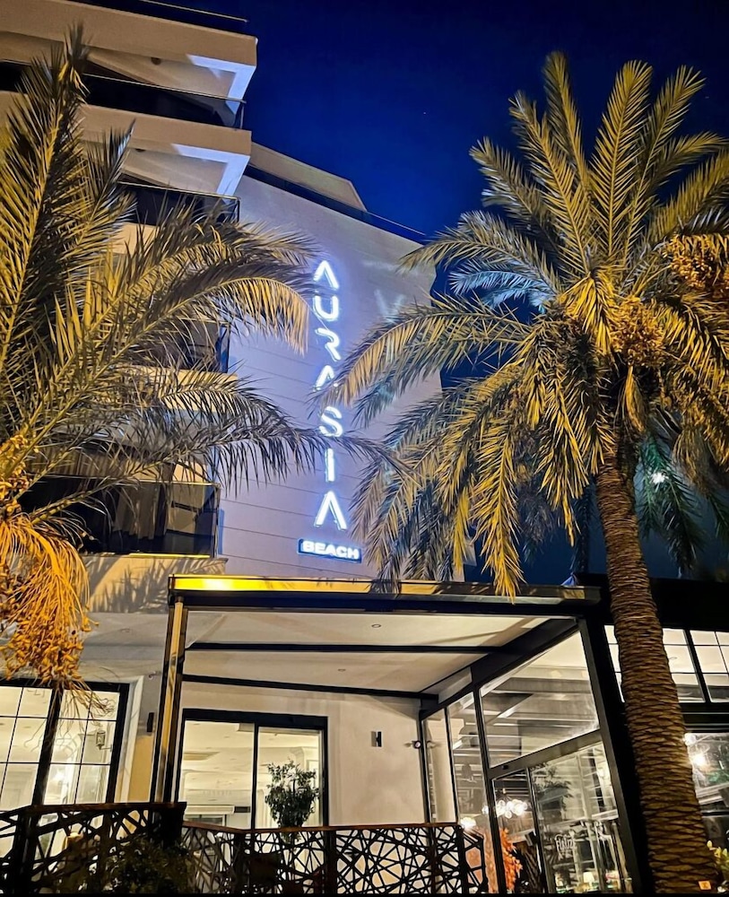 Aurasia Beach Hotel — Hotel building in Marmaris, Mugla
