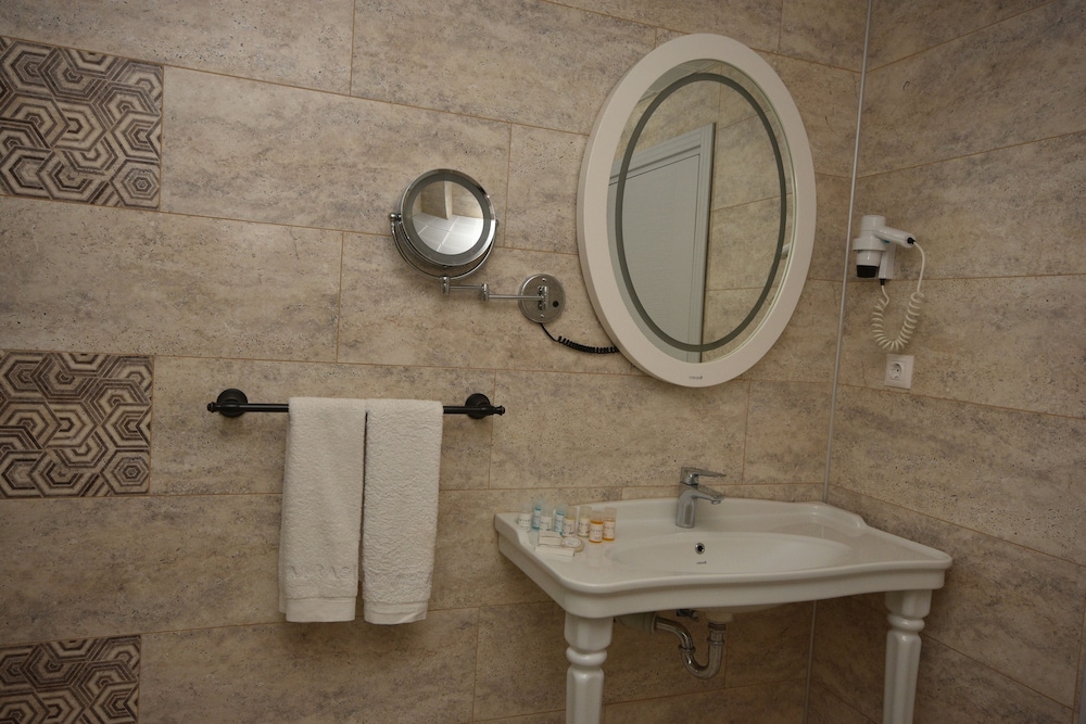 Aurasia Beach Hotel — Hotel rooms in Marmaris, Mugla