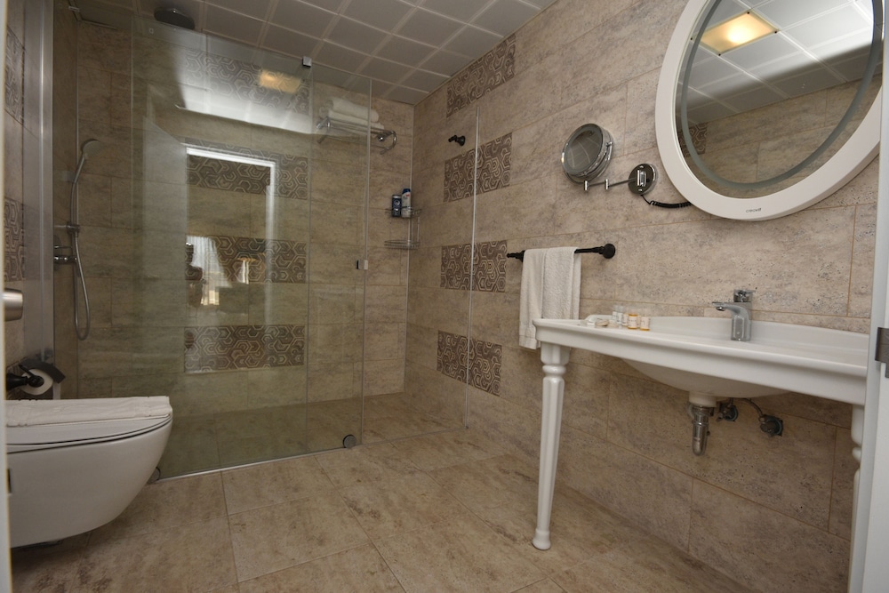 Aurasia Beach Hotel — Hotel rooms in Marmaris, Mugla