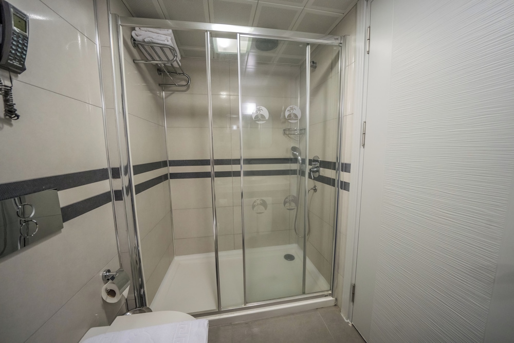 Aurasia Beach Hotel — Hotel rooms in Marmaris, Mugla