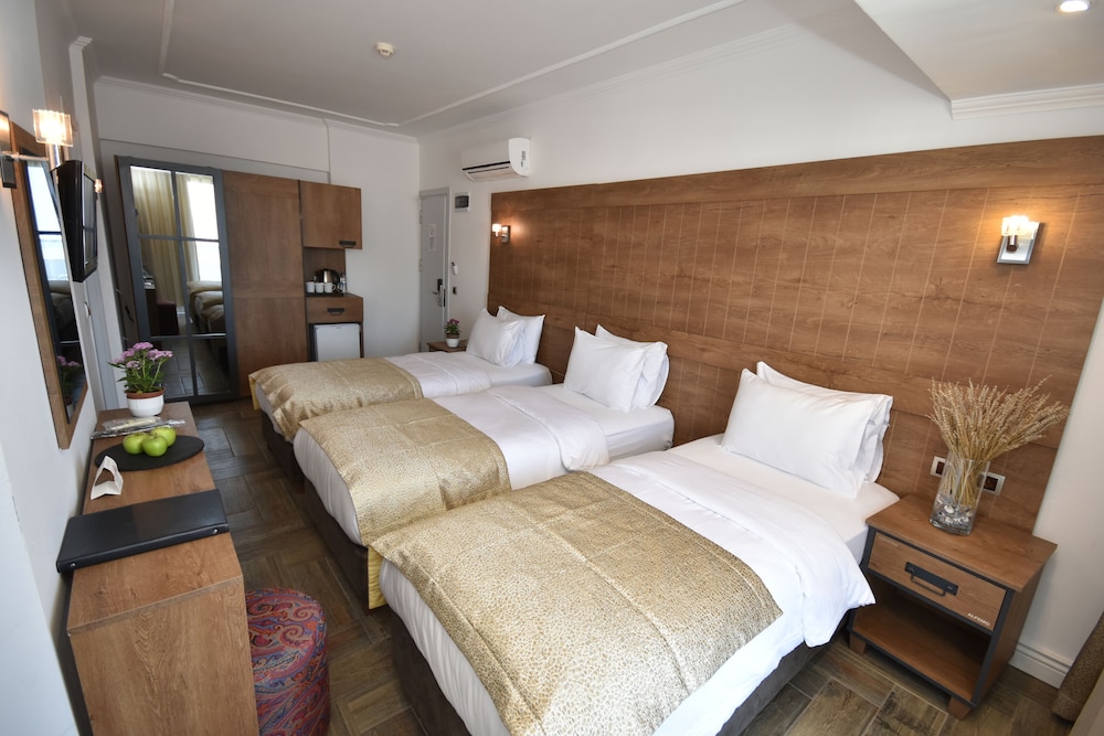 Aurasia Beach Hotel — Hotel rooms in Marmaris, Mugla
