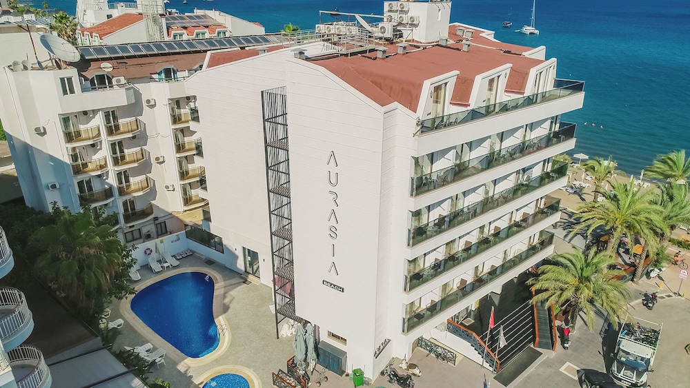Aurasia Beach Hotel — Hotel building in Marmaris, Mugla