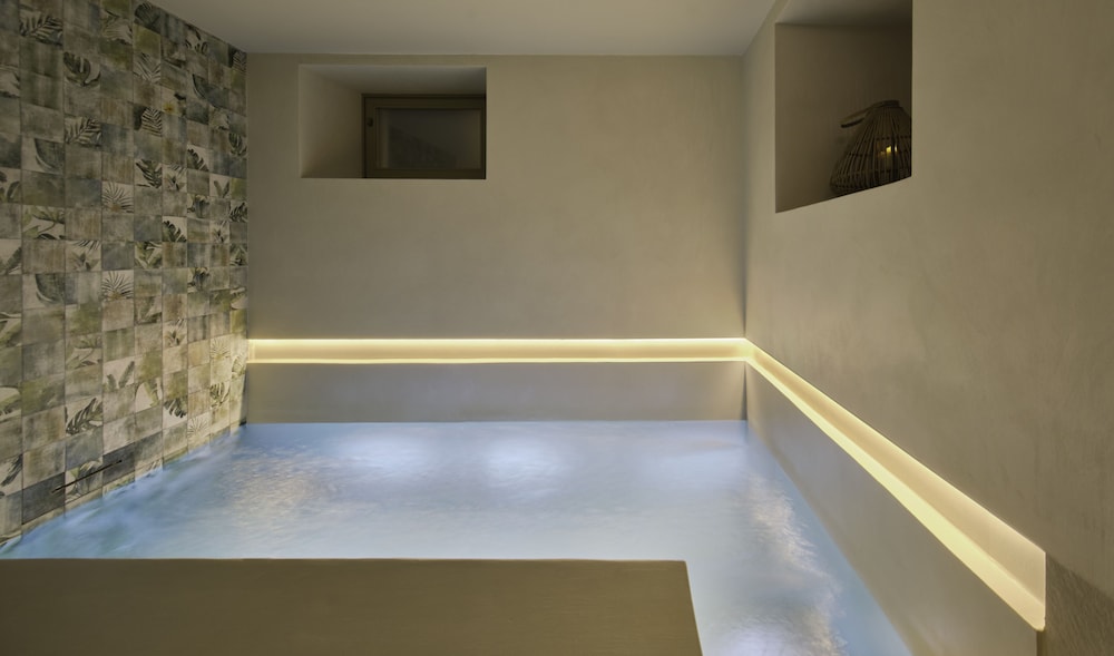 Antigua Palma Casa Noble Hotel — Spa in Palma de Mallorca, Balearic Islands