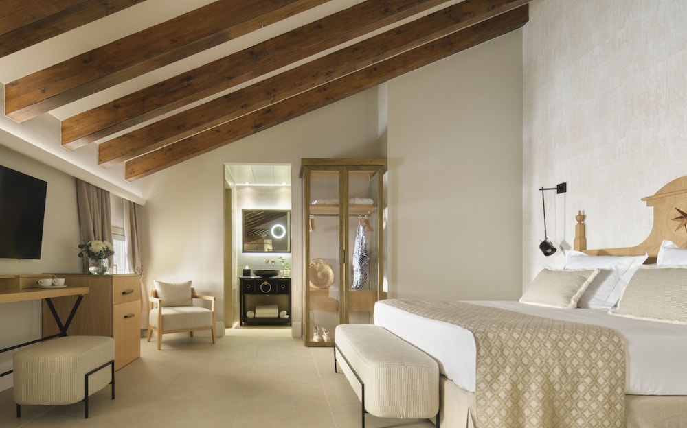 Antigua Palma Casa Noble Hotel — Hotel rooms in Palma de Mallorca, Balearic Islands