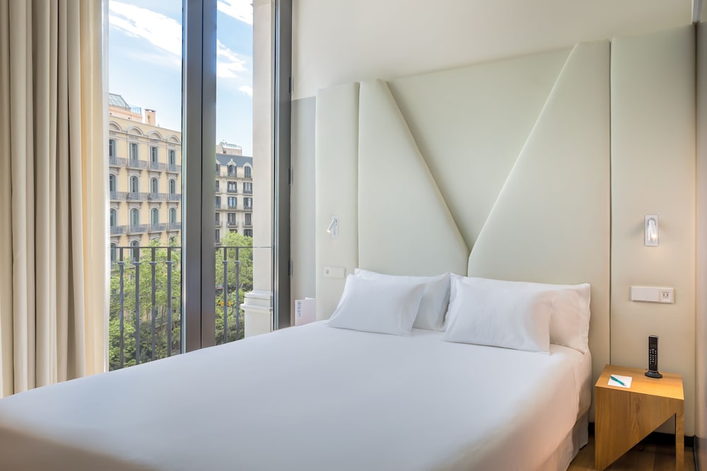 Occidental Diagonal 414 — Hotel rooms in Barcelona, Catalonia