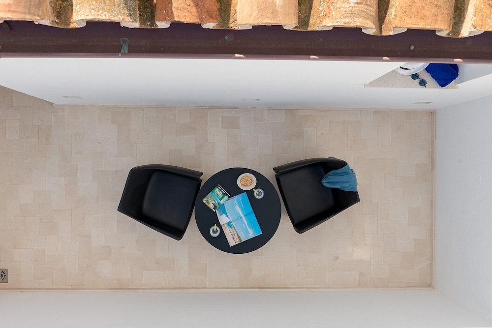 Divina Suites Hotel Boutique Adults Only — Hotel building in Ciutadella de Menorca, Balearic Islands