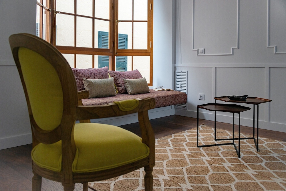 Divina Suites Hotel Boutique Adults Only — Hotel rooms in Ciutadella de Menorca, Balearic Islands