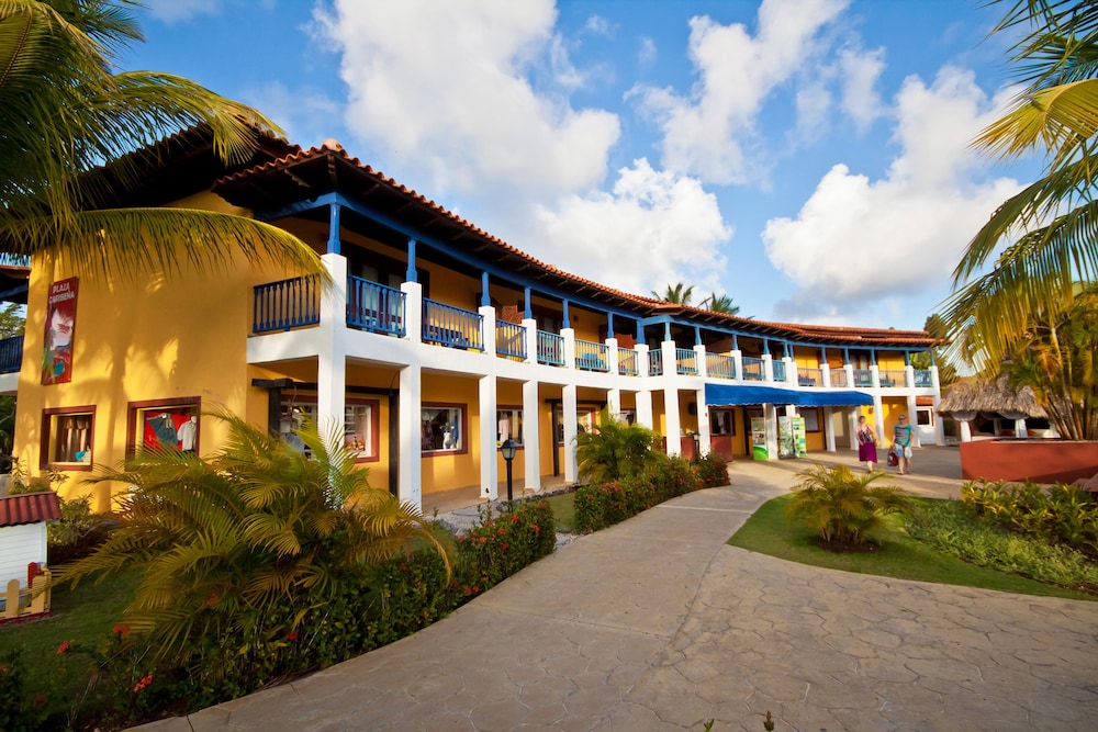 Catalonia Bayahibe – All Inclusive — Hotel building in Bayahibe, La Altagracia