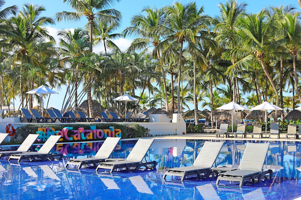Catalonia Bayahibe – All Inclusive — Swimming pool in Bayahibe, La Altagracia