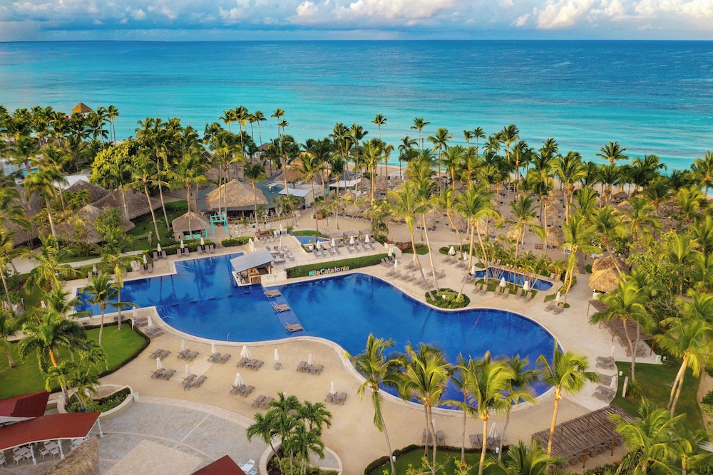 Catalonia Bayahibe – All Inclusive — Swimming pool in Bayahibe, La Altagracia