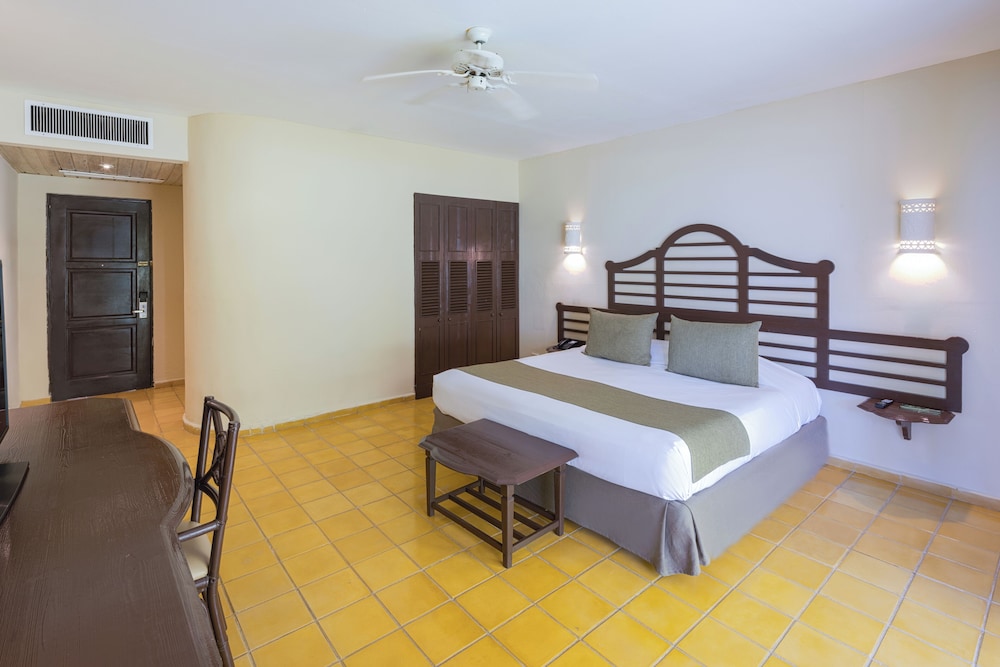 Catalonia Bayahibe – All Inclusive — Hotel rooms in Bayahibe, La Altagracia