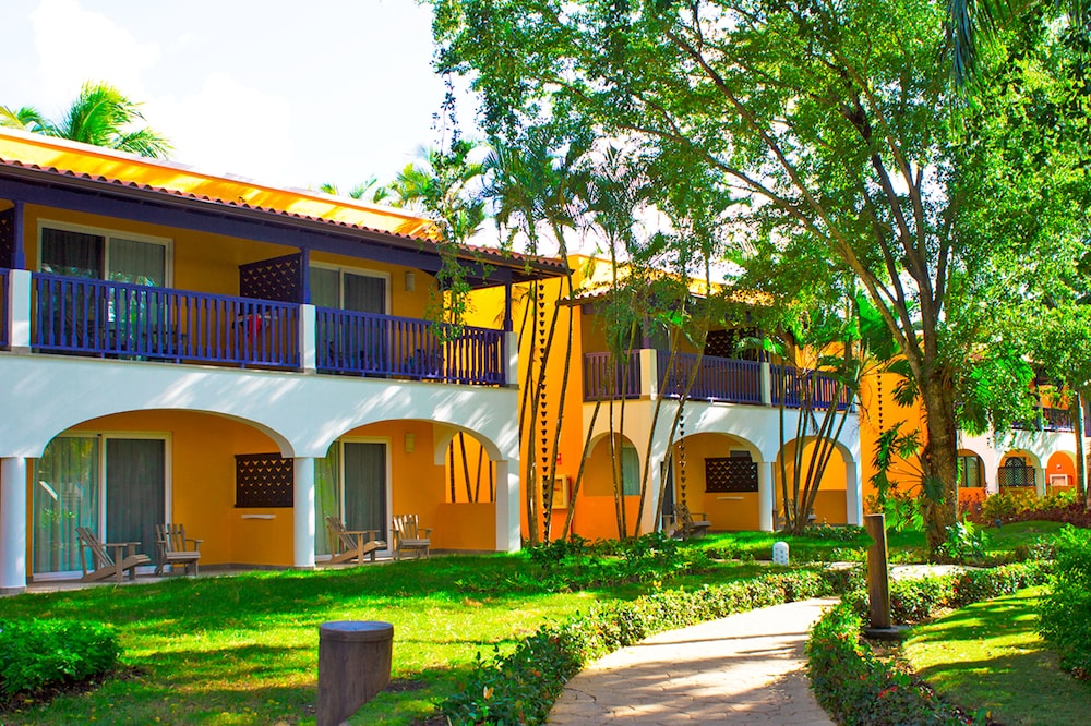 Catalonia Bayahibe – All Inclusive — Hotel building in Bayahibe, La Altagracia