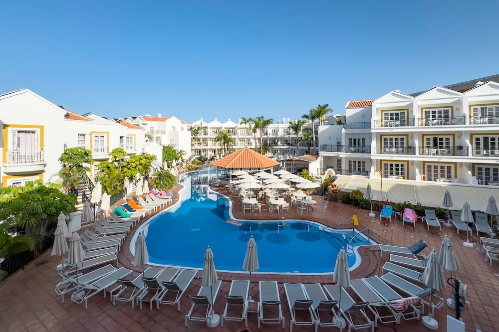 Apartamentos Parque del Sol — Swimming pool in Costa Adeje, Canary Islands