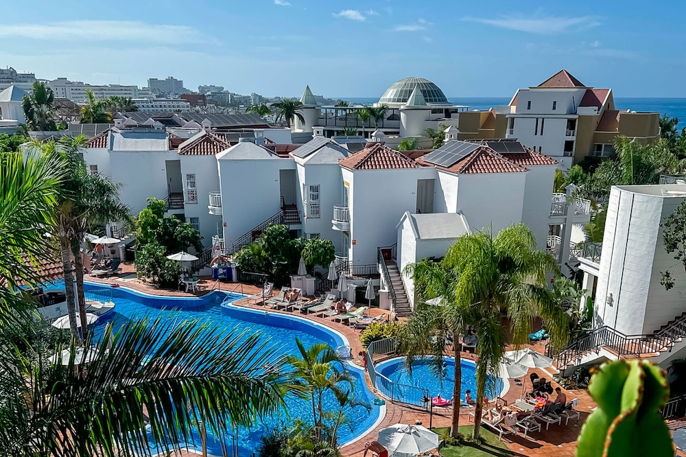 Apartamentos Parque del Sol — Main photo in Costa Adeje, Canary Islands