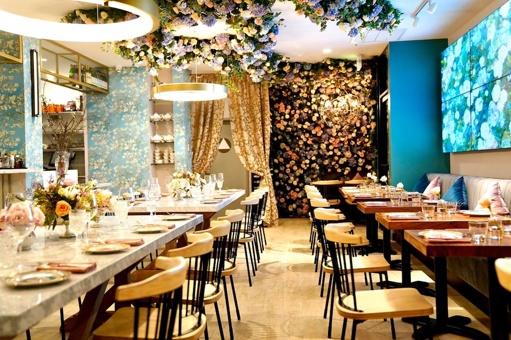 Hotel EPIK — Restaurant & bars in San Francisco, California