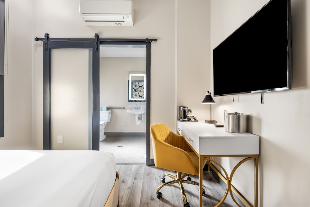 Hotel EPIK — Hotel rooms in San Francisco, California