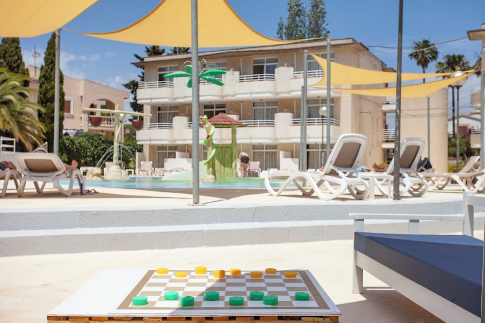 BJ Apartamentos Club Sa Coma — Attractions for children in Sa Coma, Balearic Islands