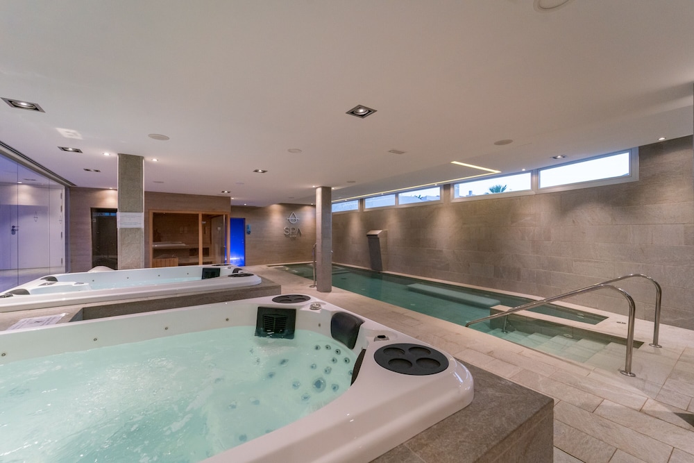 Lago Resort Menorca Suites del Lago - Adults Only — Spa in Cala'n Bosch, Balearic Islands