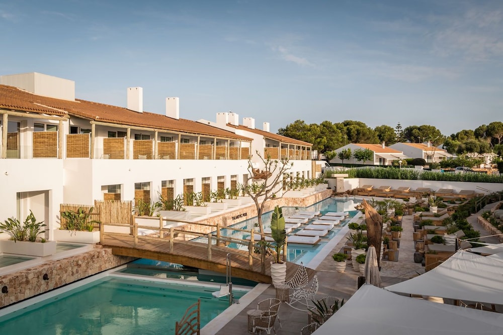 Lago Resort Menorca Suites del Lago - Adults Only — Hotel building in Cala'n Bosch, Balearic Islands