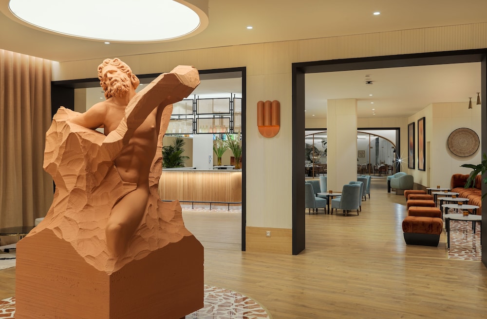 H10 Imperial Tarraco — Restaurant & bars in Tarragona, Catalonia