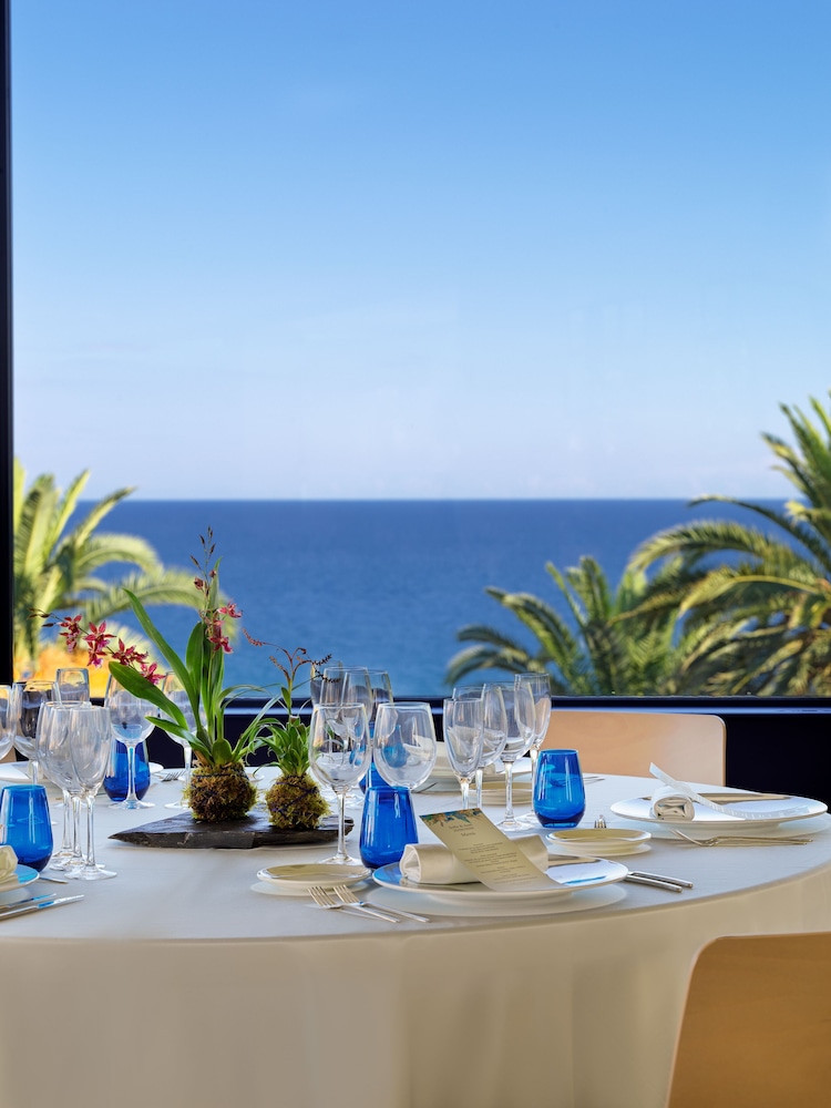H10 Imperial Tarraco — Restaurant & bars in Tarragona, Catalonia