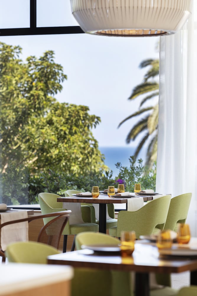 H10 Imperial Tarraco — Restaurant & bars in Tarragona, Catalonia