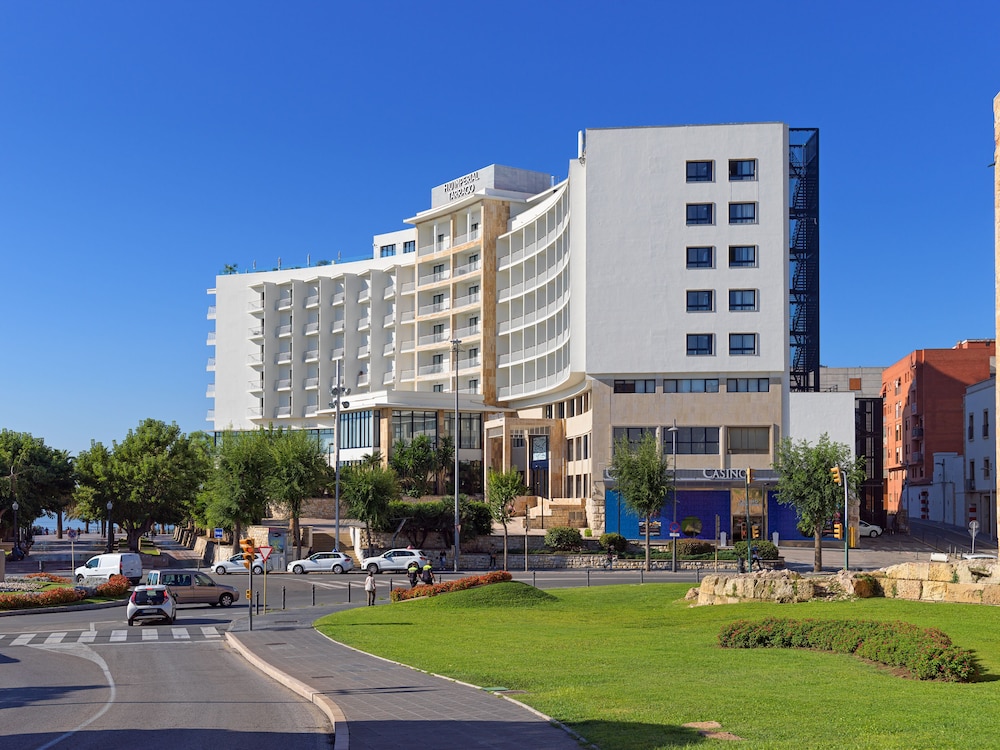 H10 Imperial Tarraco — Hotel building in Tarragona, Catalonia