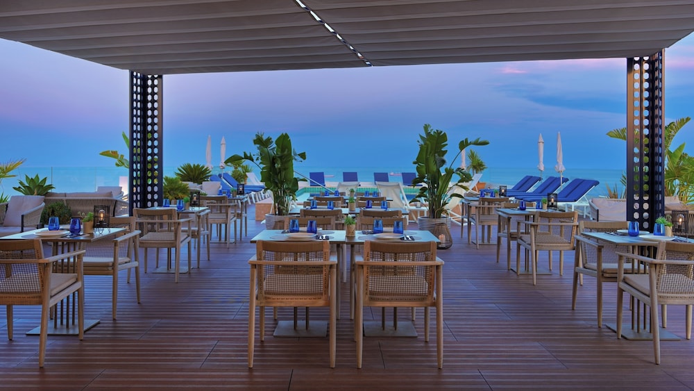 H10 Imperial Tarraco — Restaurant & bars in Tarragona, Catalonia