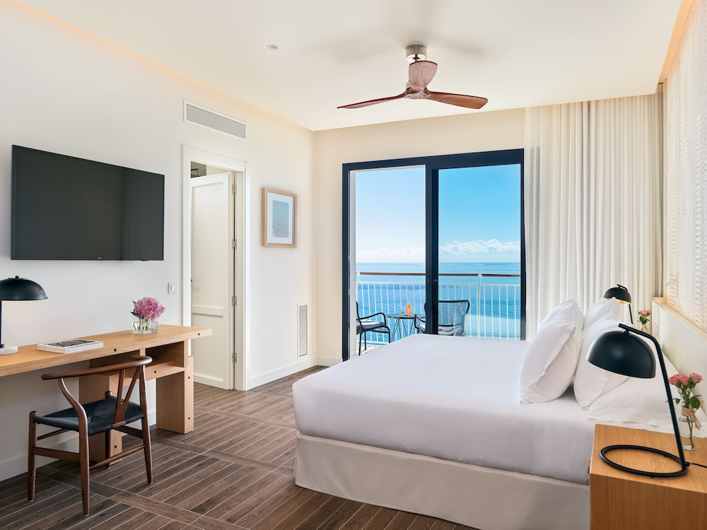 H10 Imperial Tarraco — Hotel rooms in Tarragona, Catalonia