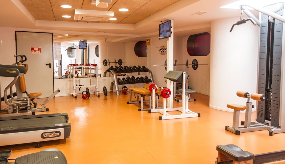 Hotel Ambassador Playa II — Sports & recreation in Benidorm, Valencian Community