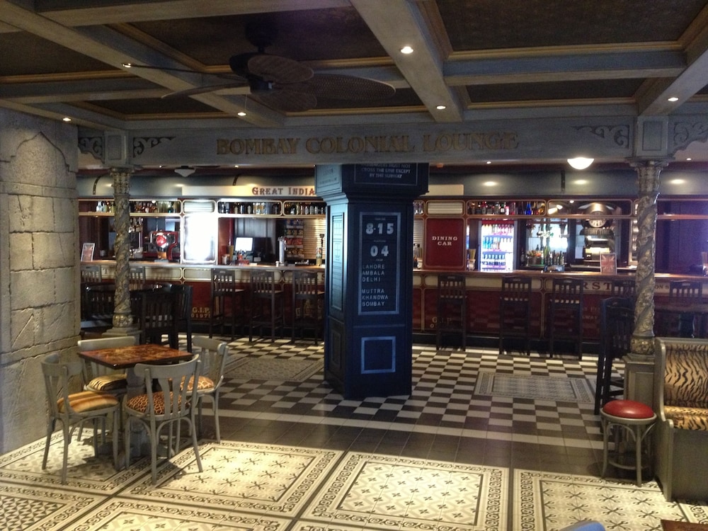 Hotel Ambassador Playa II — Restaurant & bars in Benidorm, Valencian Community