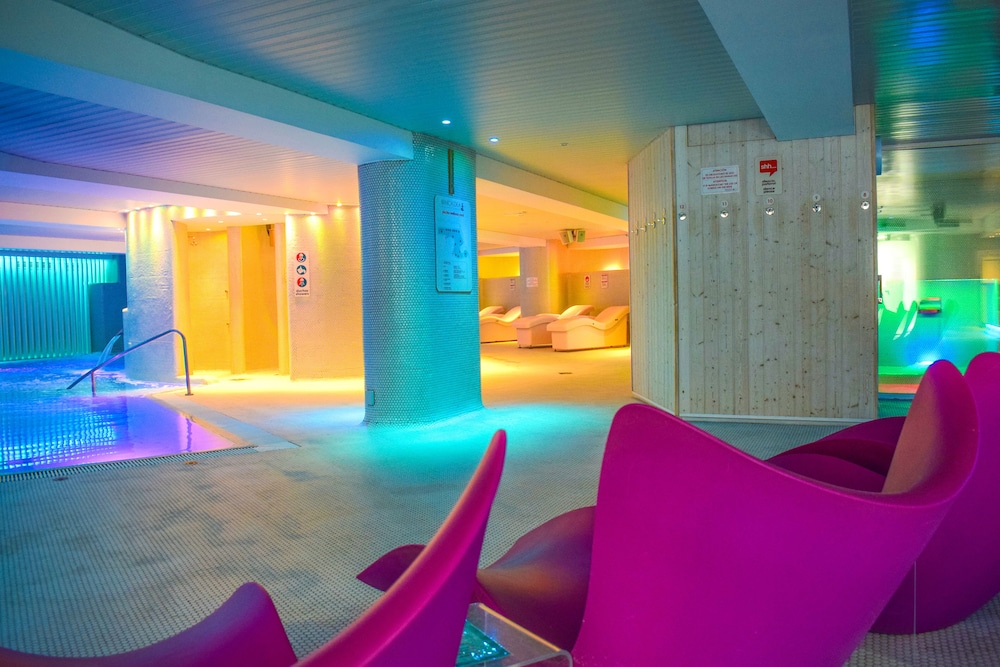 Hotel Ambassador Playa II — Spa in Benidorm, Valencian Community