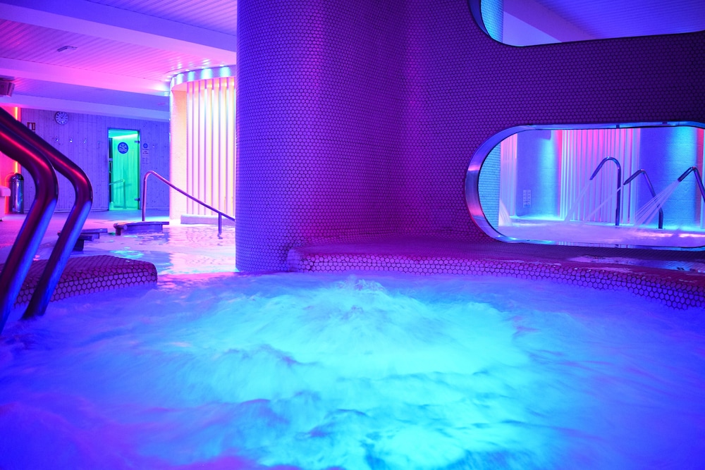 Hotel Ambassador Playa II — Spa in Benidorm, Valencian Community