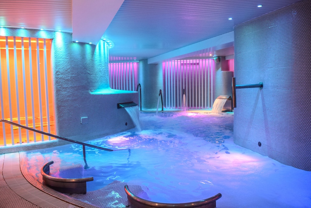 Hotel Ambassador Playa II — Spa in Benidorm, Valencian Community