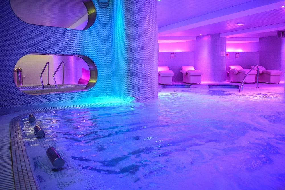 Hotel Ambassador Playa II — Spa in Benidorm, Valencian Community