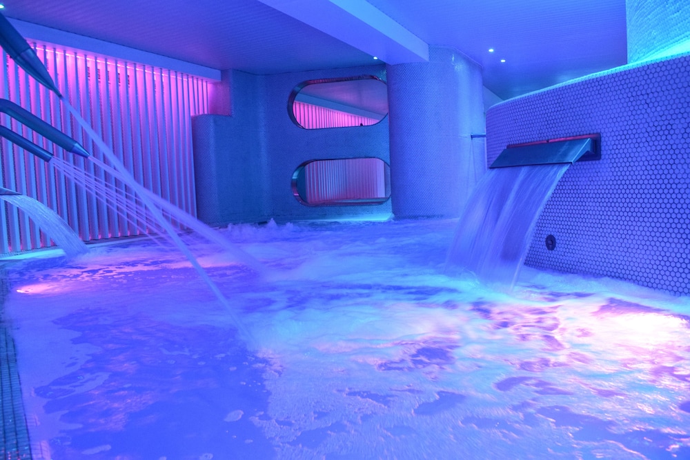 Hotel Ambassador Playa II — Spa in Benidorm, Valencian Community