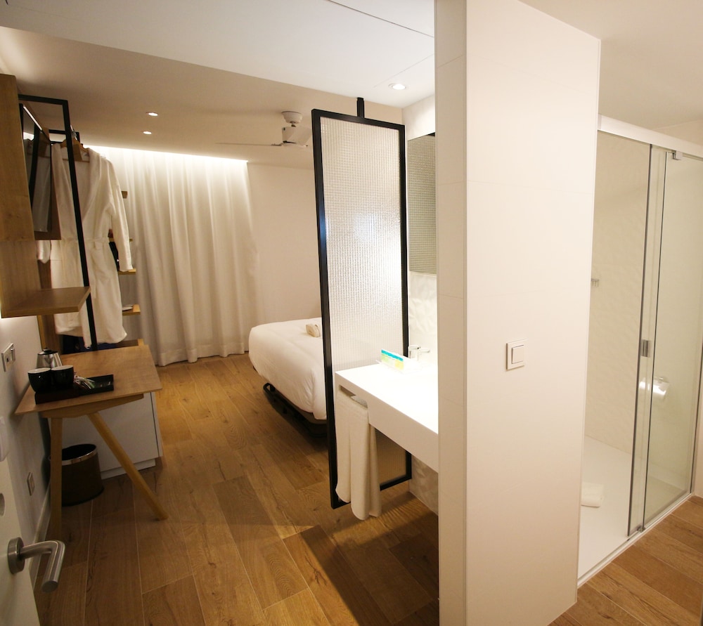 Senator Cala Millor Hotel — Hotel rooms in Cala Millor, Balearic Islands