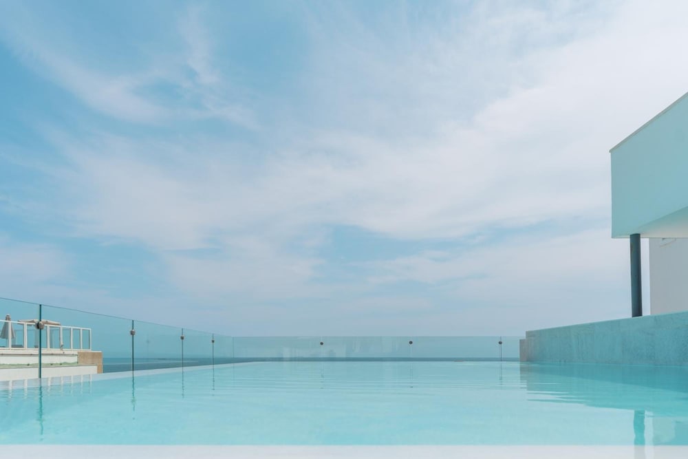 Senator Cala Millor Hotel — Swimming pool in Cala Millor, Balearic Islands