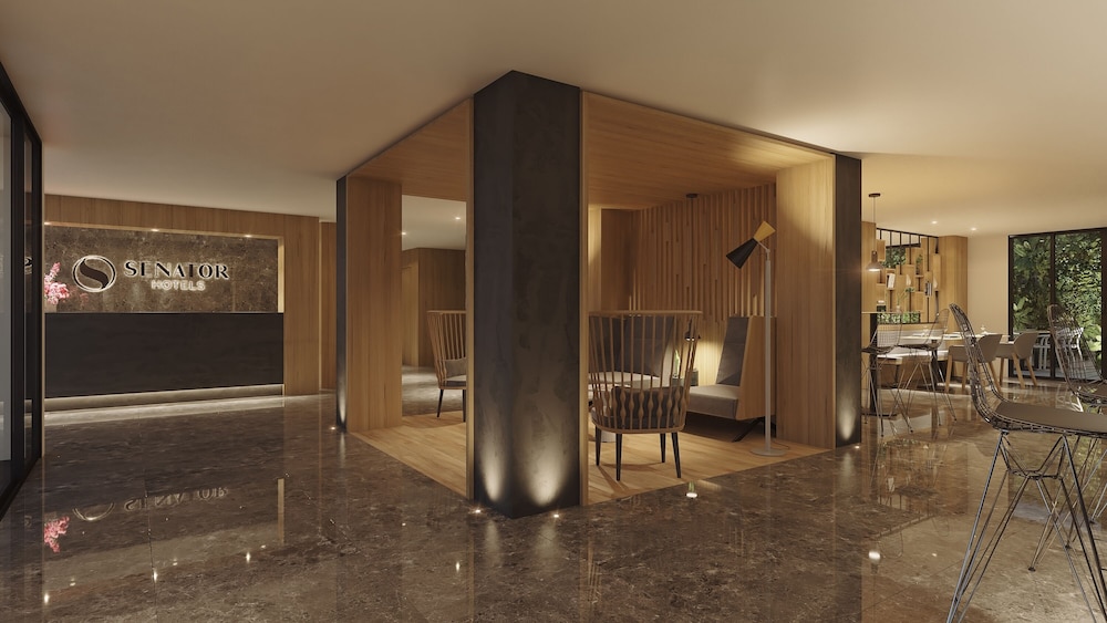 Senator Cala Millor Hotel — Hotel building in Cala Millor, Balearic Islands