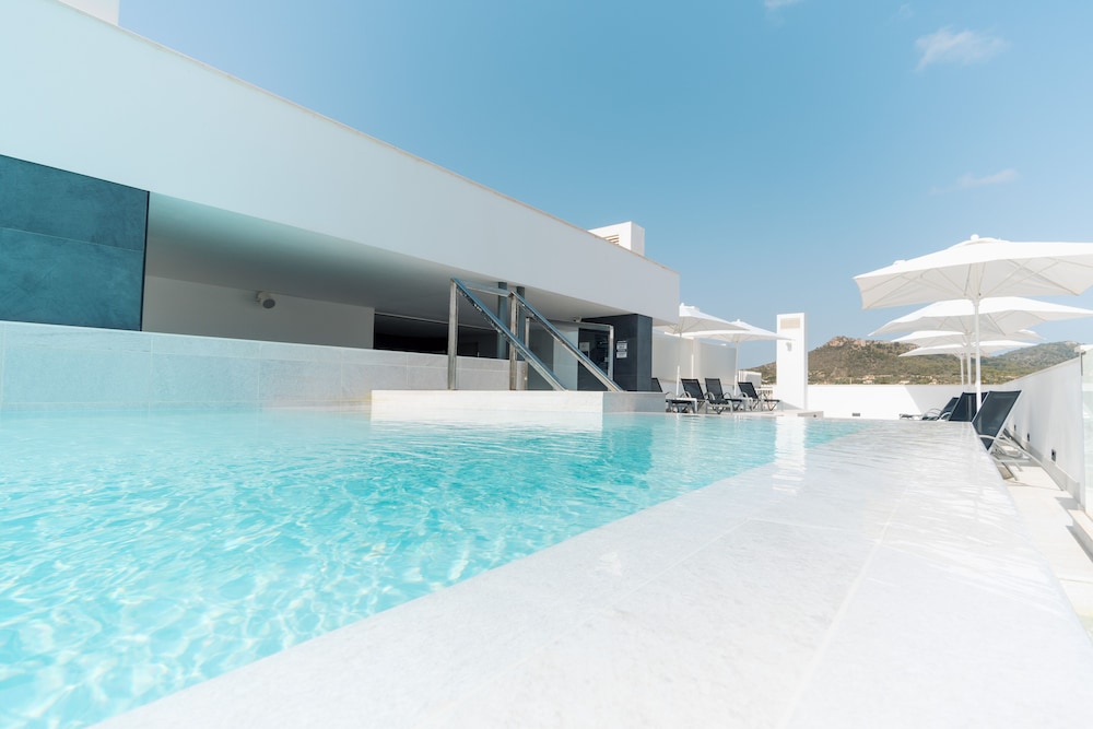 Senator Cala Millor Hotel — Swimming pool in Cala Millor, Balearic Islands