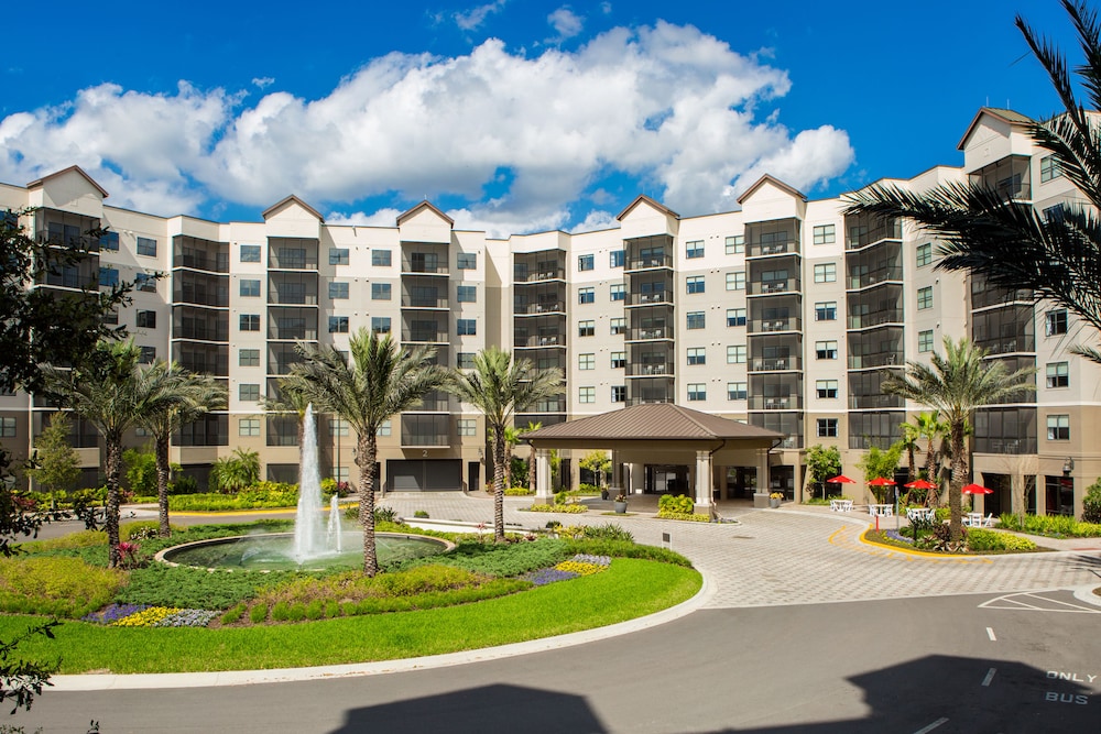 The Grove Resort & Water Park Orlando — Hotel building in Winter Garden, Florida