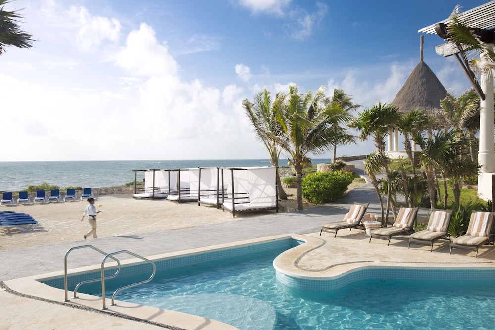 Kore Tulum Retreat and Spa Resort - Adults Only — Swimming pool in Tulum, Quintana Roo