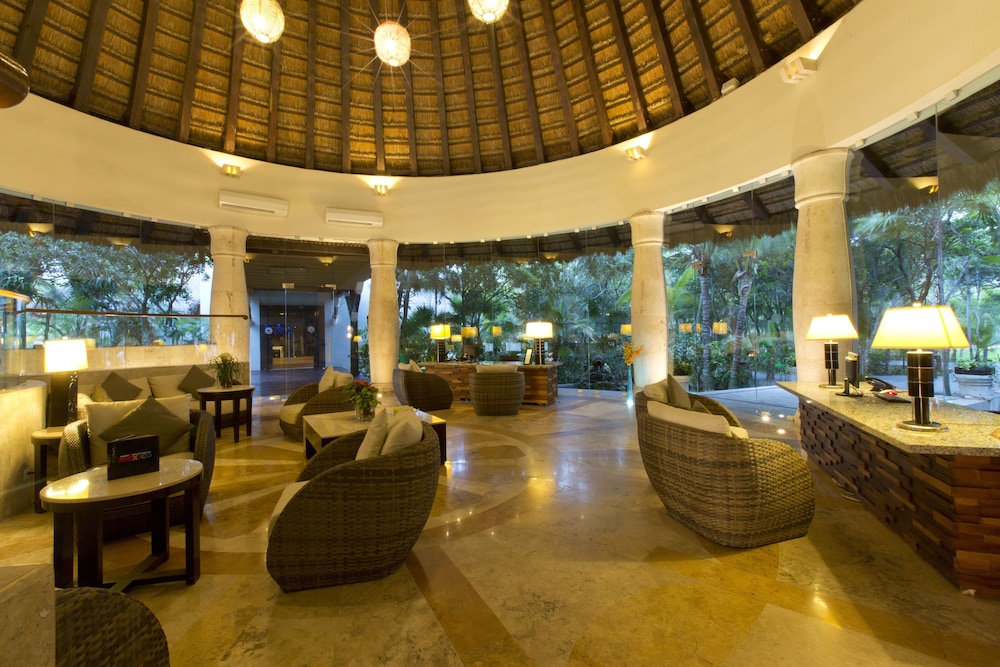 Kore Tulum Retreat and Spa Resort - Adults Only — Hotel building in Tulum, Quintana Roo