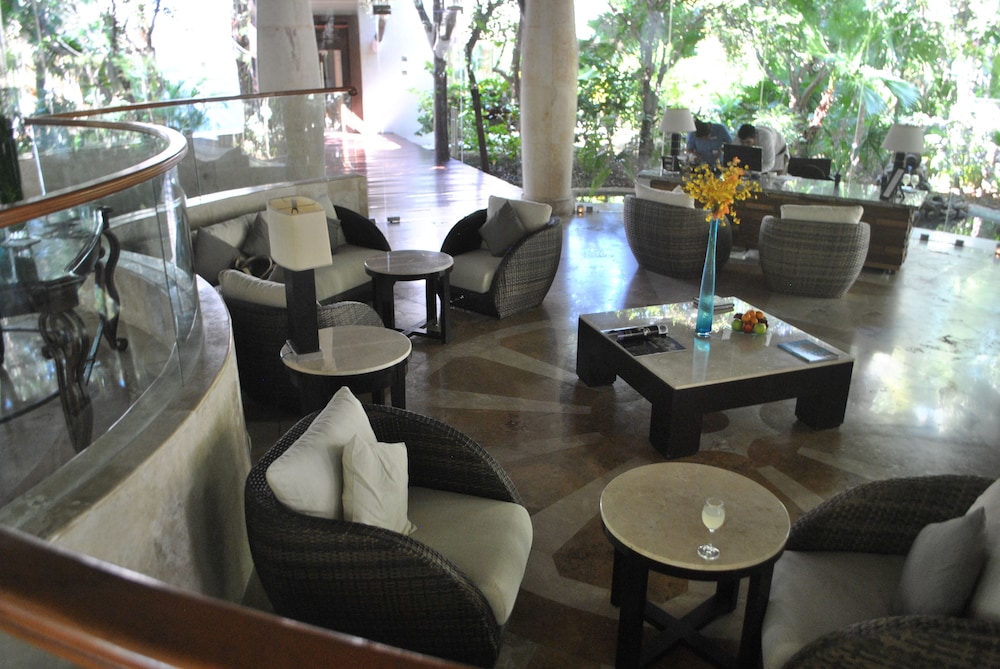 Kore Tulum Retreat and Spa Resort - Adults Only — Hotel building in Tulum, Quintana Roo
