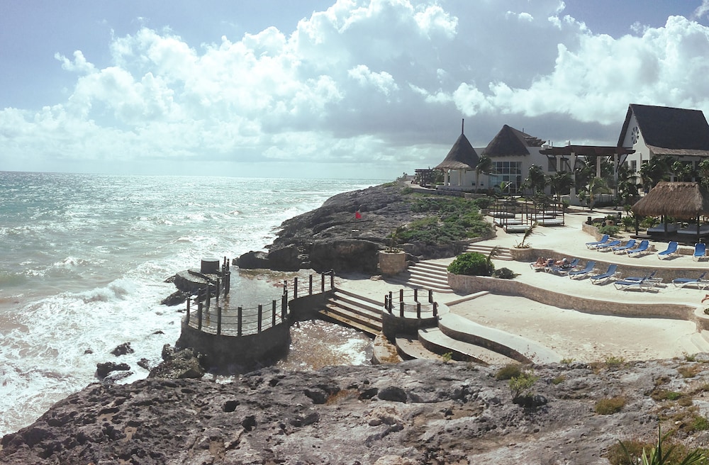 Kore Tulum Retreat and Spa Resort - Adults Only — Beach in Tulum, Quintana Roo