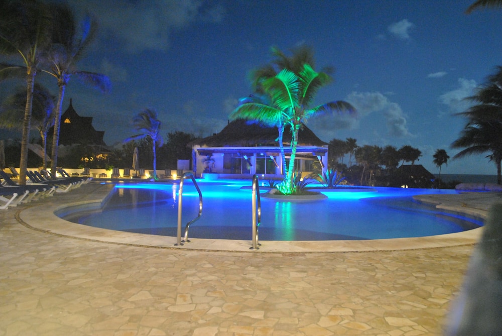 Kore Tulum Retreat and Spa Resort - Adults Only — Swimming pool in Tulum, Quintana Roo