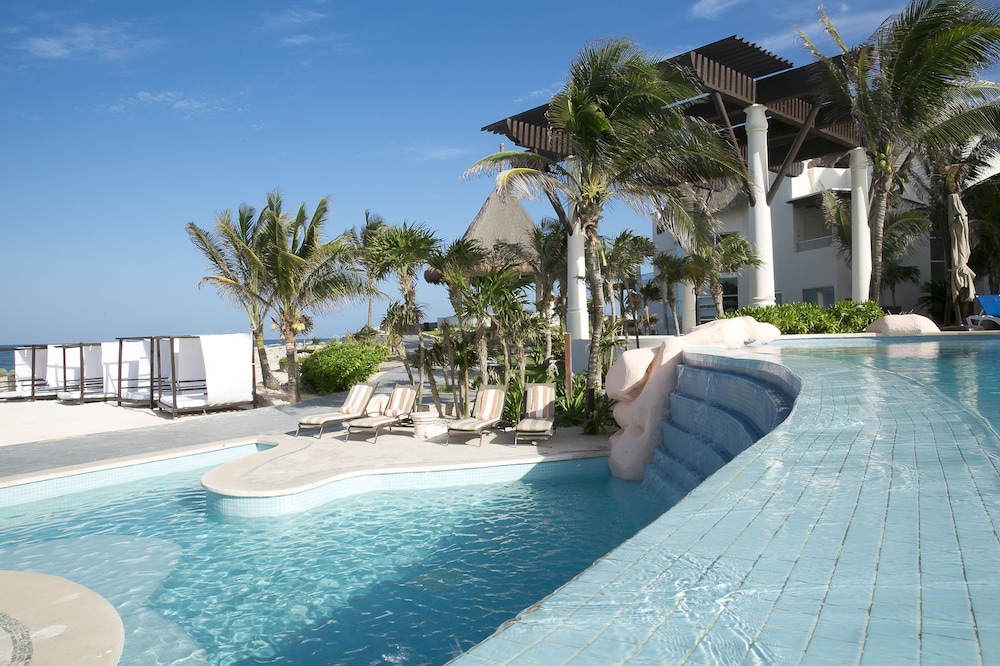 Kore Tulum Retreat and Spa Resort - Adults Only — Swimming pool in Tulum, Quintana Roo